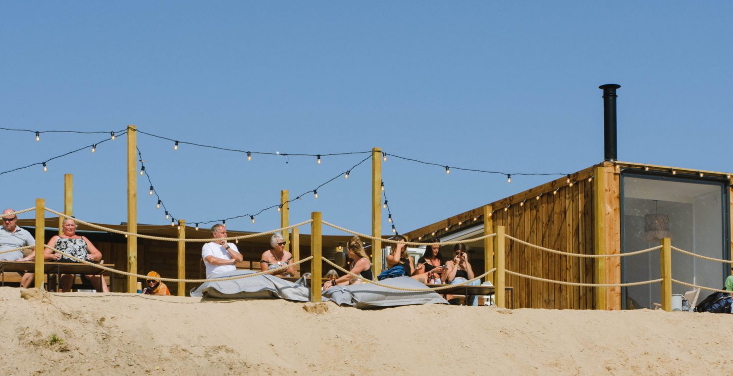 The best pubs and bars with outdoor seating in Cornwall - Barefoot Media