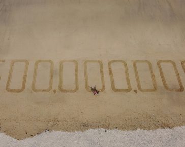 Oltco 500 Million Plastic Straws Sand Art